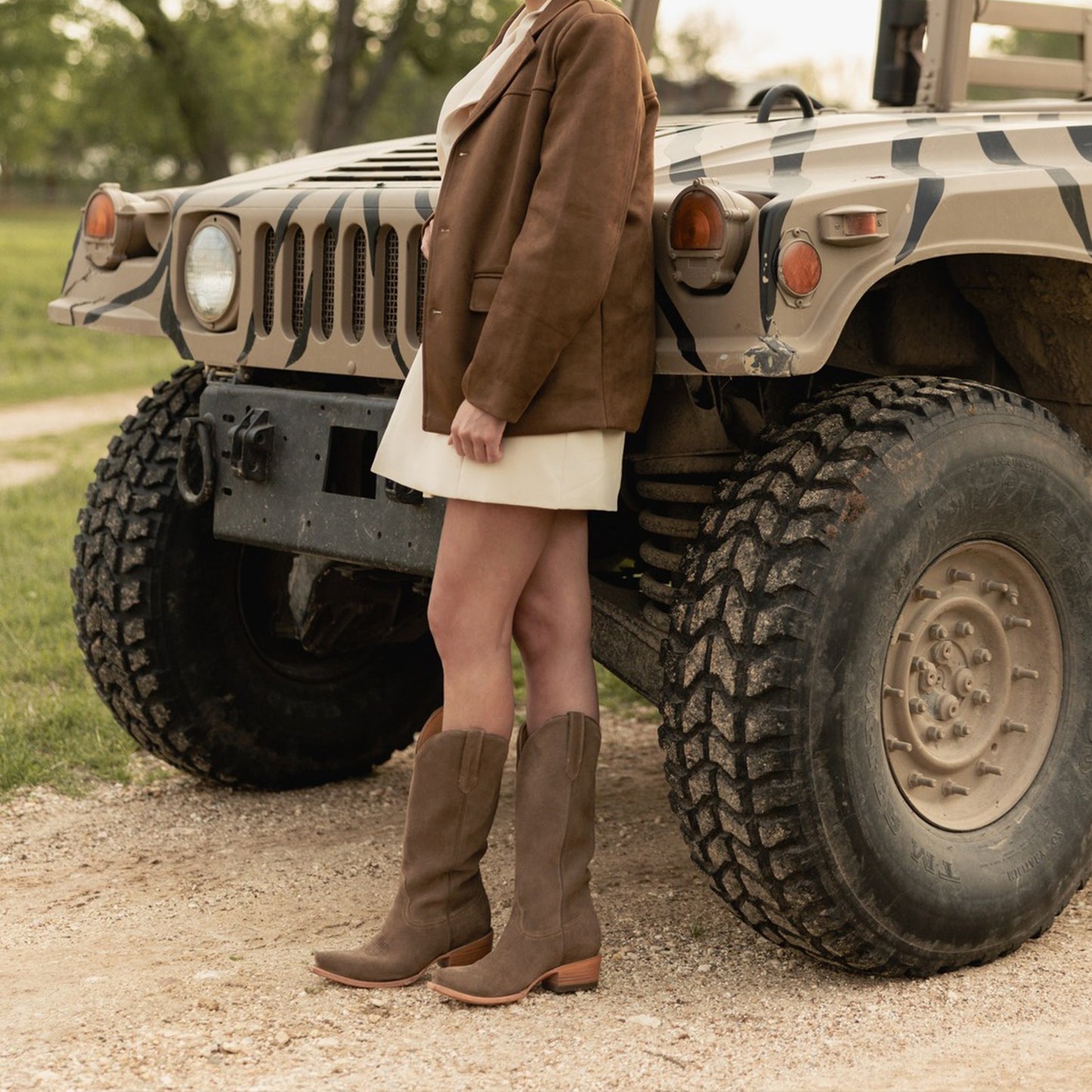 Brown Faux Suede Snip-Toe Classic Simple Mid Calf Cowgirl Boots