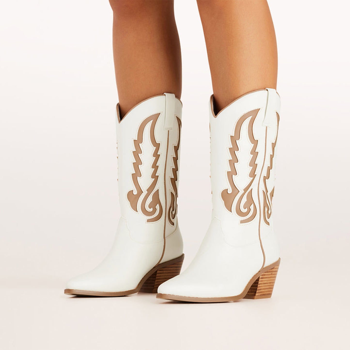 White Snip-Toe Chic Inlay Mid Calf Cowgirl Boots