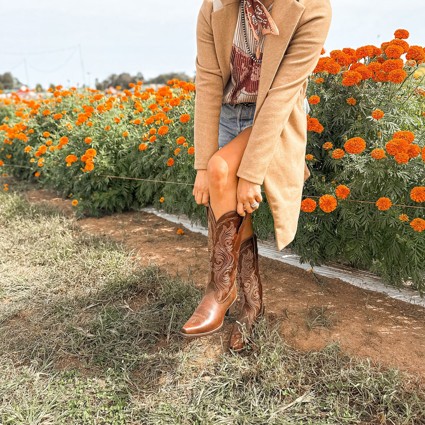 Brown Snip-Toe Classic Embroidery Wide Calf Knee High Cowgirl Boots For Women