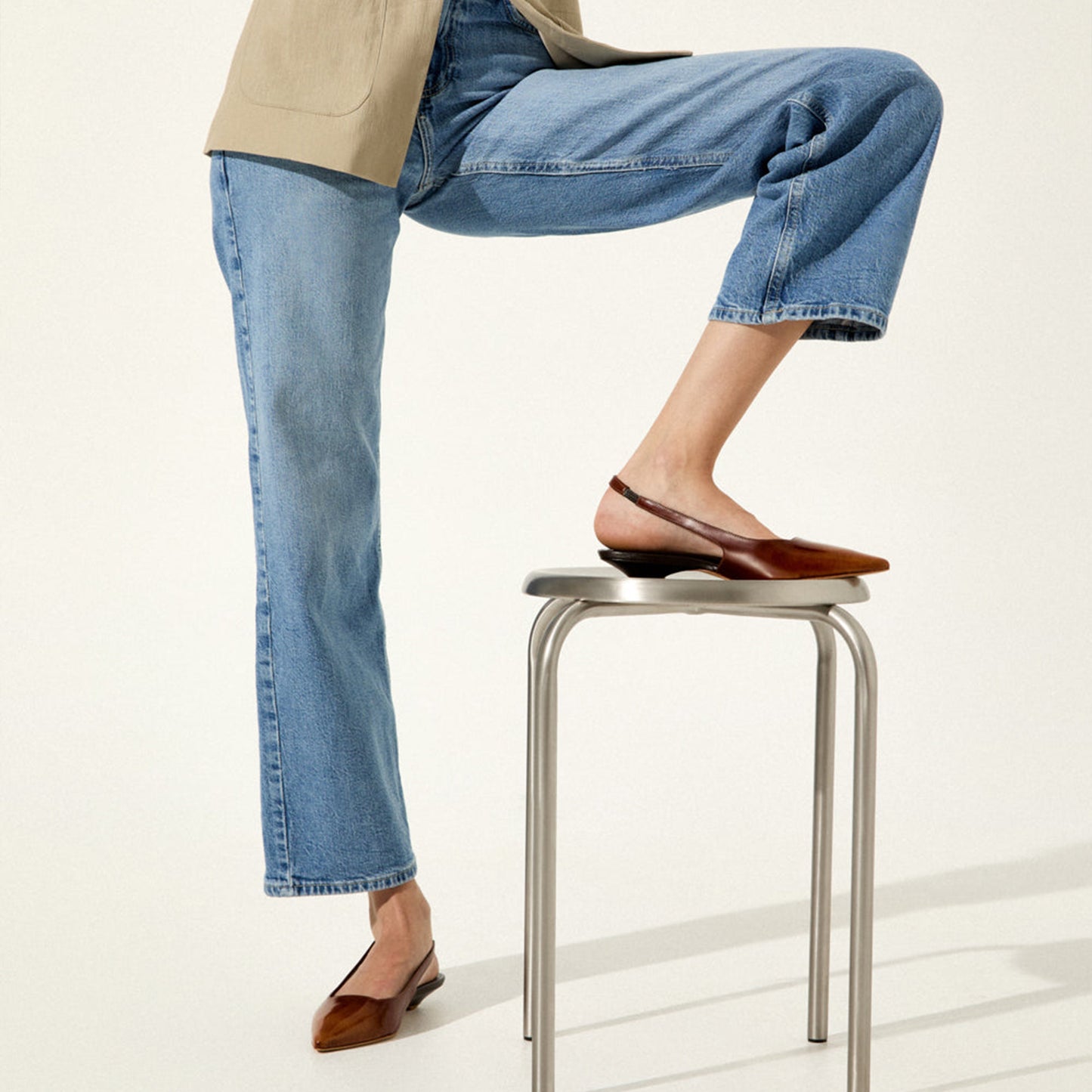 Caramel Pointed-Toe Classic Slingback Kitten Heels