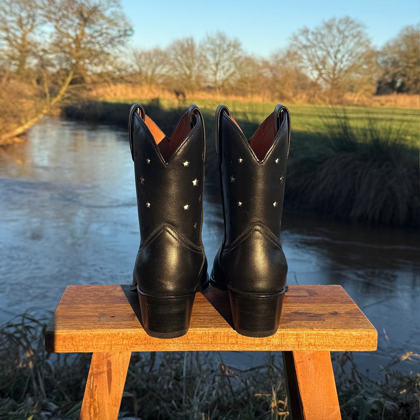 Black Snip-Toe Little Stars Inlays Ankle Cowgirl Boots