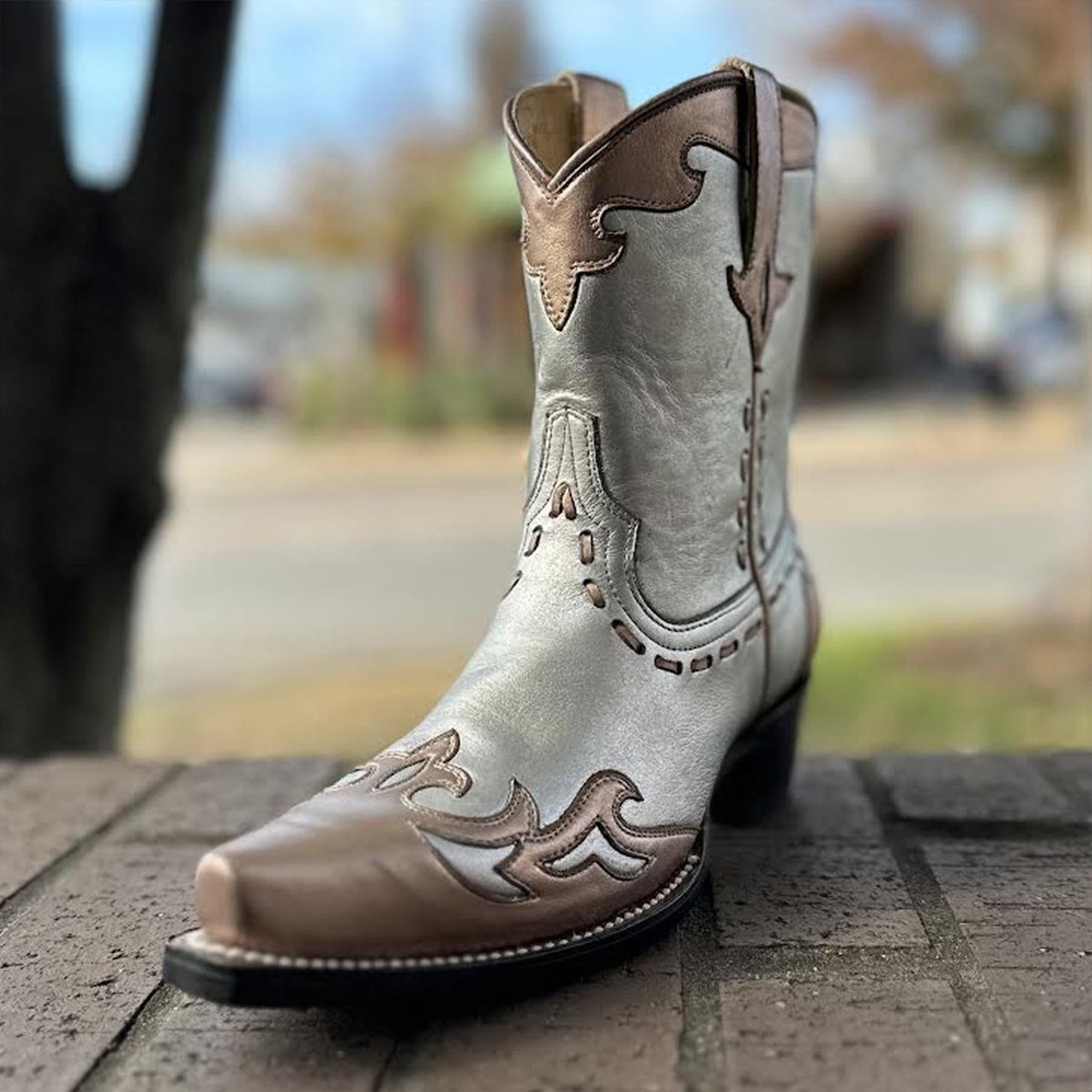 Contrast Silver And Rose Gold Snip-Toe Running Stitch Ankle Cowgirl Boots