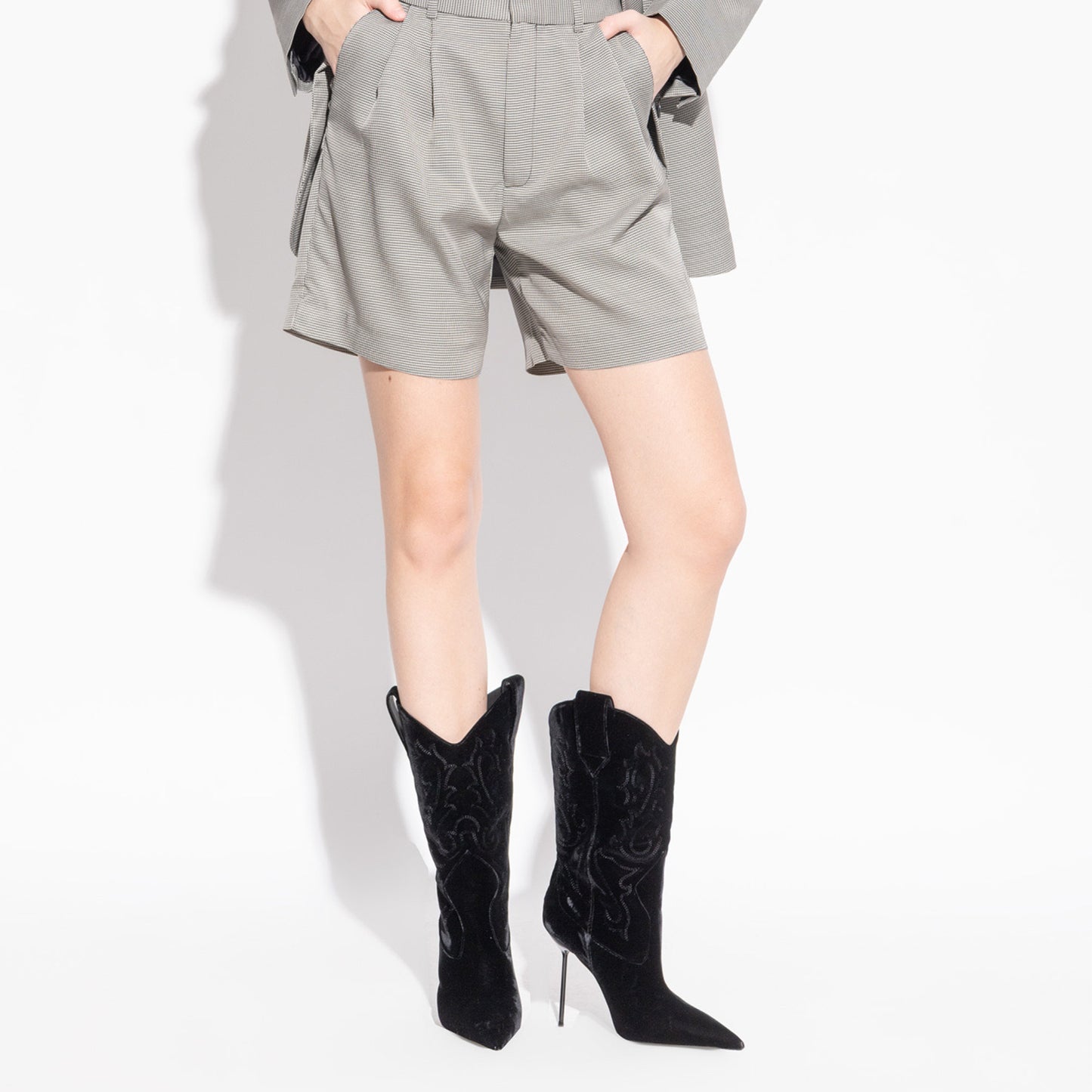 Black Velvet Pointed-Toe Embroidery Chic Mid Calf Stiletto Boots