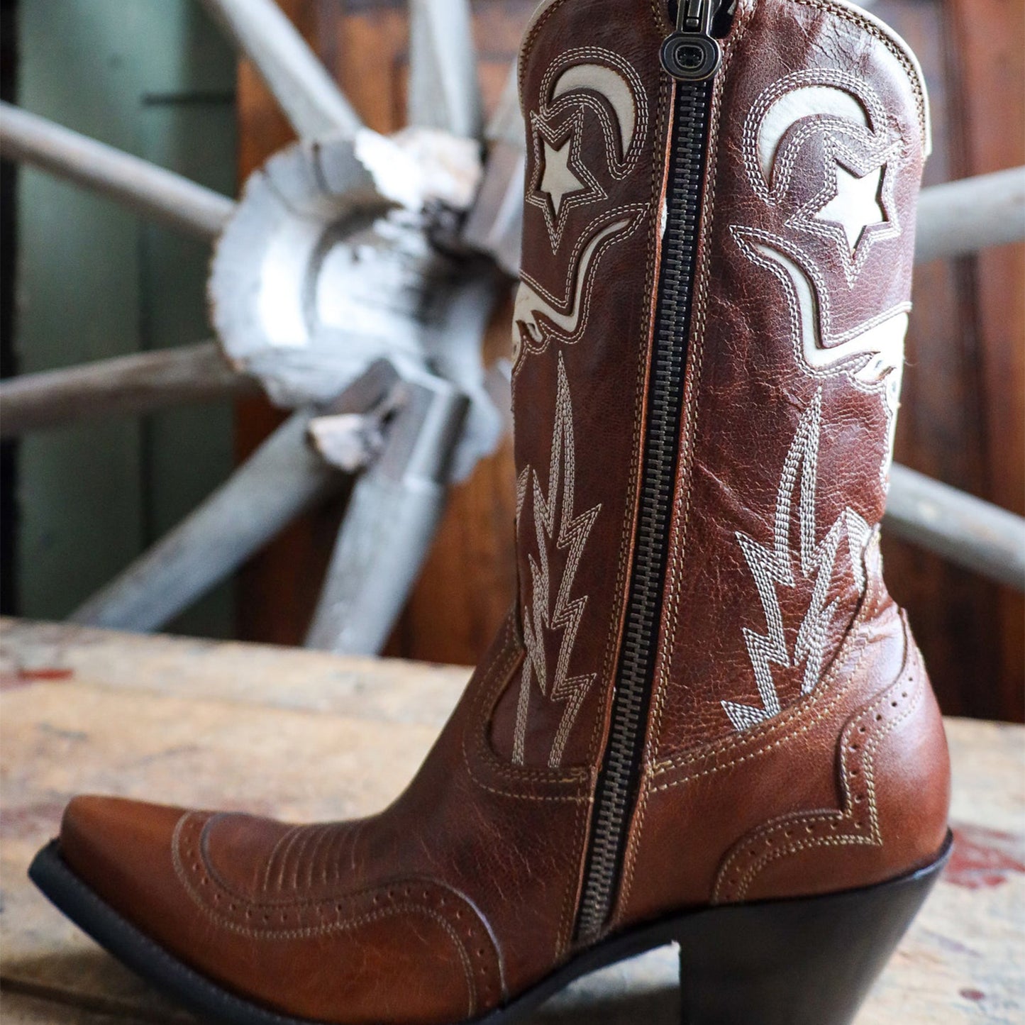 Mahogany Snip-Toe Tauren Moon Stars Inlay And Embroidery Full-Zip Mid Calf Cowgirl Boots