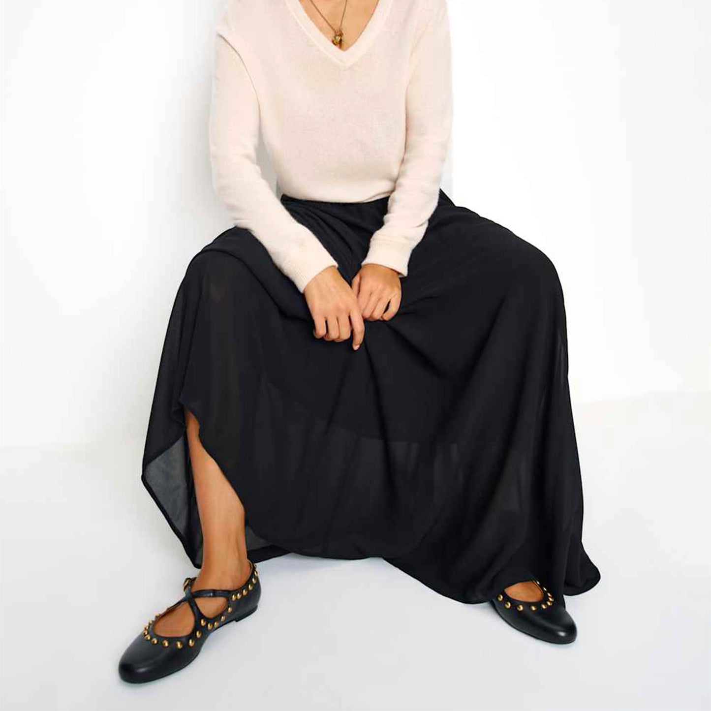 Black Round-Toe Criss Cross Strap Studded Ballet Flats