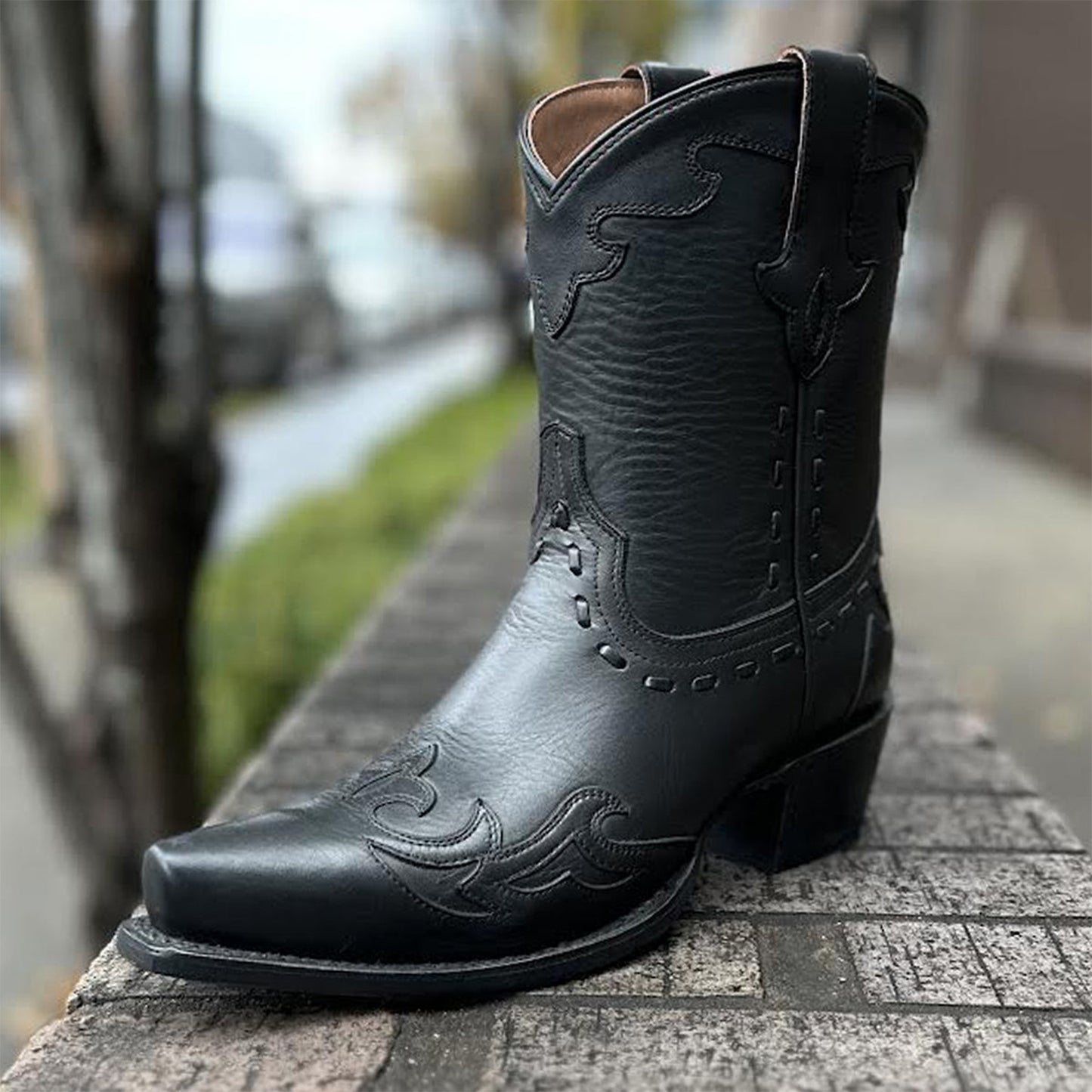 Black Snip-Toe Running Stitch Ankle Cowgirl Boots