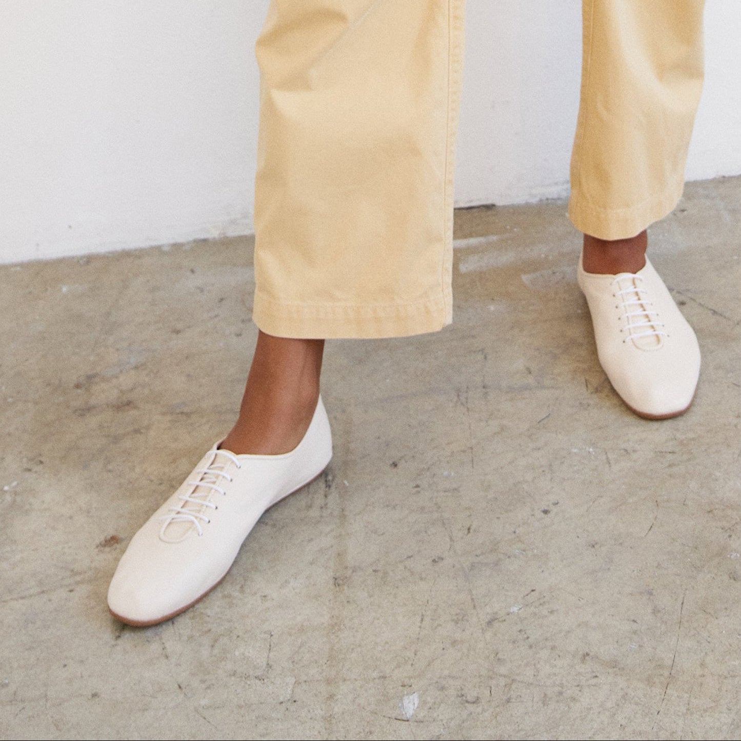 Cream Square-Toe Lace-Up Slip-On Slippers Flats