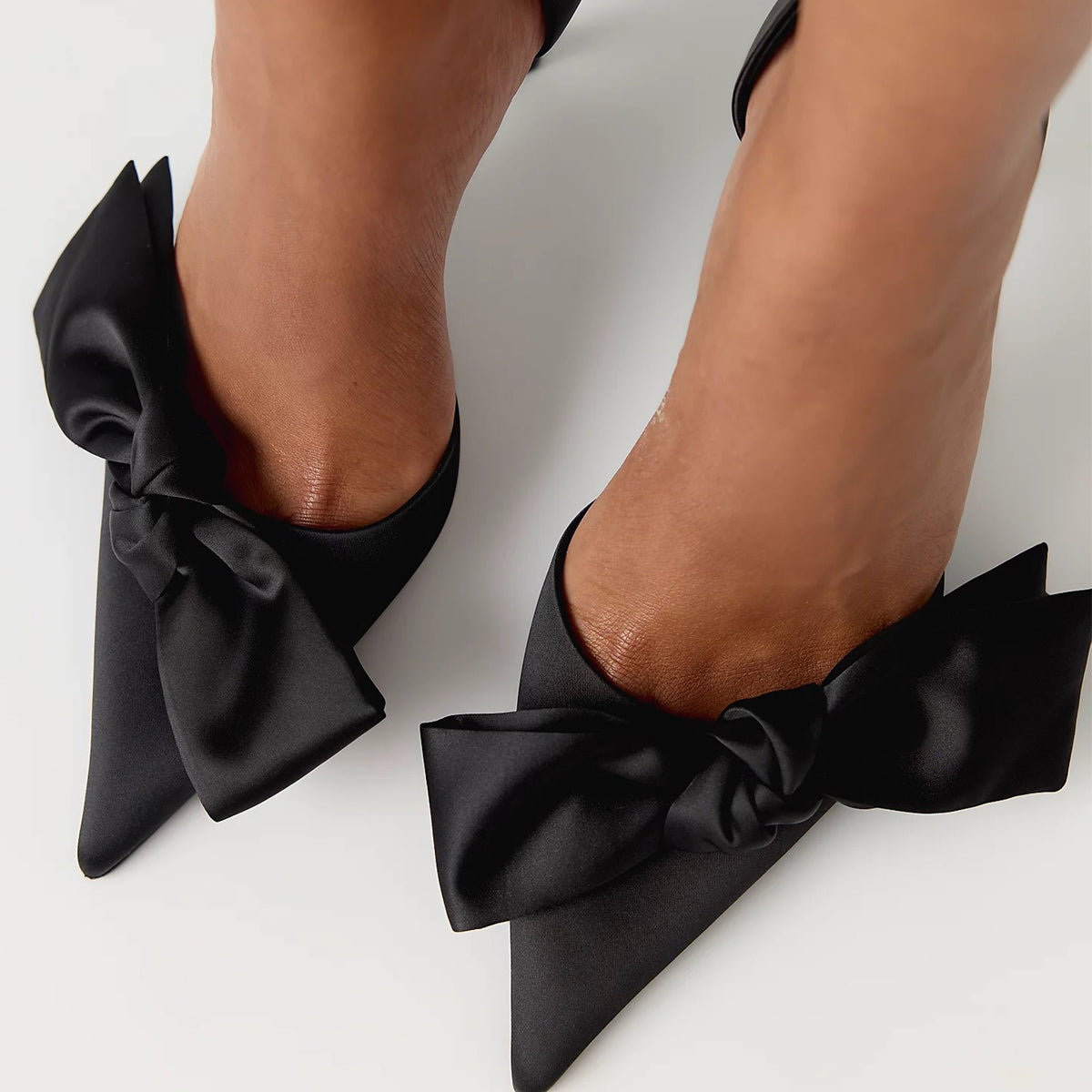 Black Satin Pointed-Toe Slip-On Pumps High Heels With Front Bow
