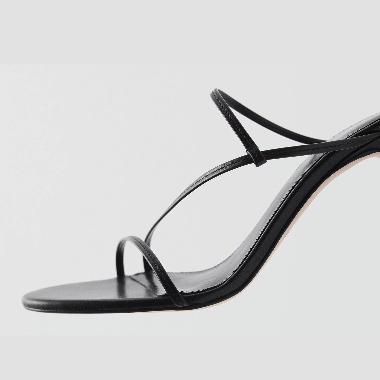 Black Round-Toe Slip-On Sandals High Heels With Straps