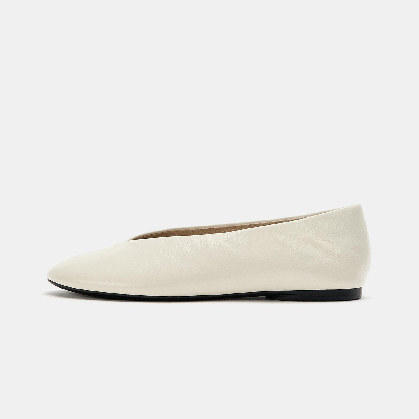 Ivory Round-Toe V-Neckline Ballet Flats