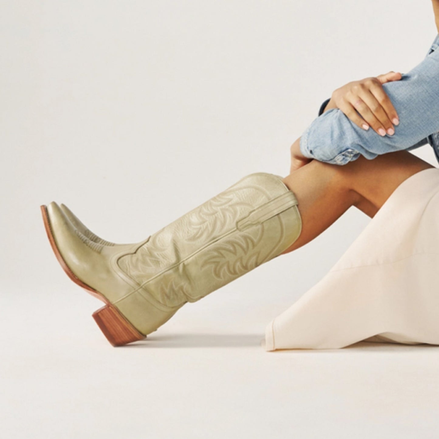 Light Olive Green Snip-Toe Embroidery Mid Calf Cowgirl Boots
