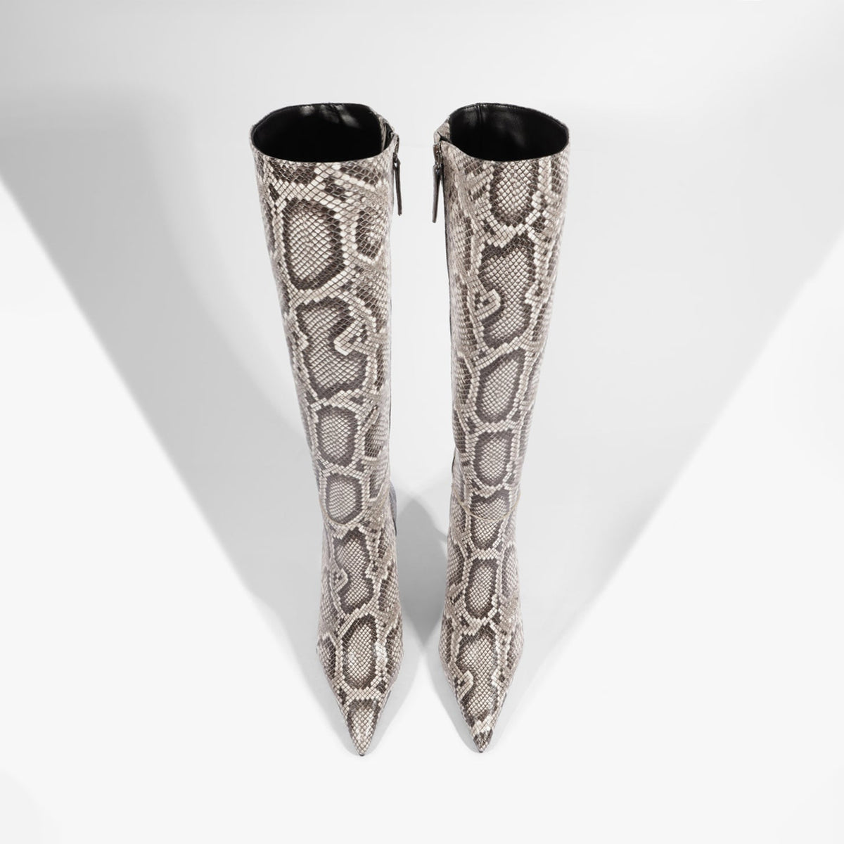 Chic Pointed-Toe Simple Full-Zip Sleek Knee High Stiletto Boots - White Snakeskin Pattern