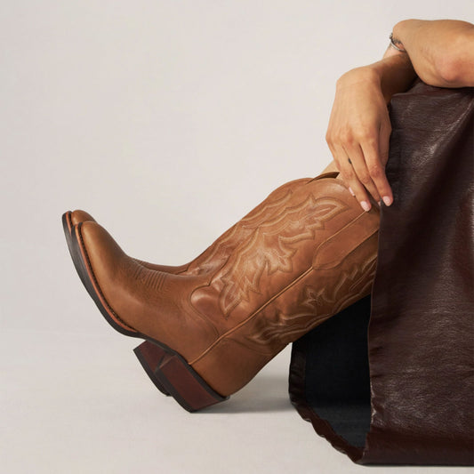 Latte Round-Toe Chic Embroidery Classic Western Mid Calf Cowgirl Boots