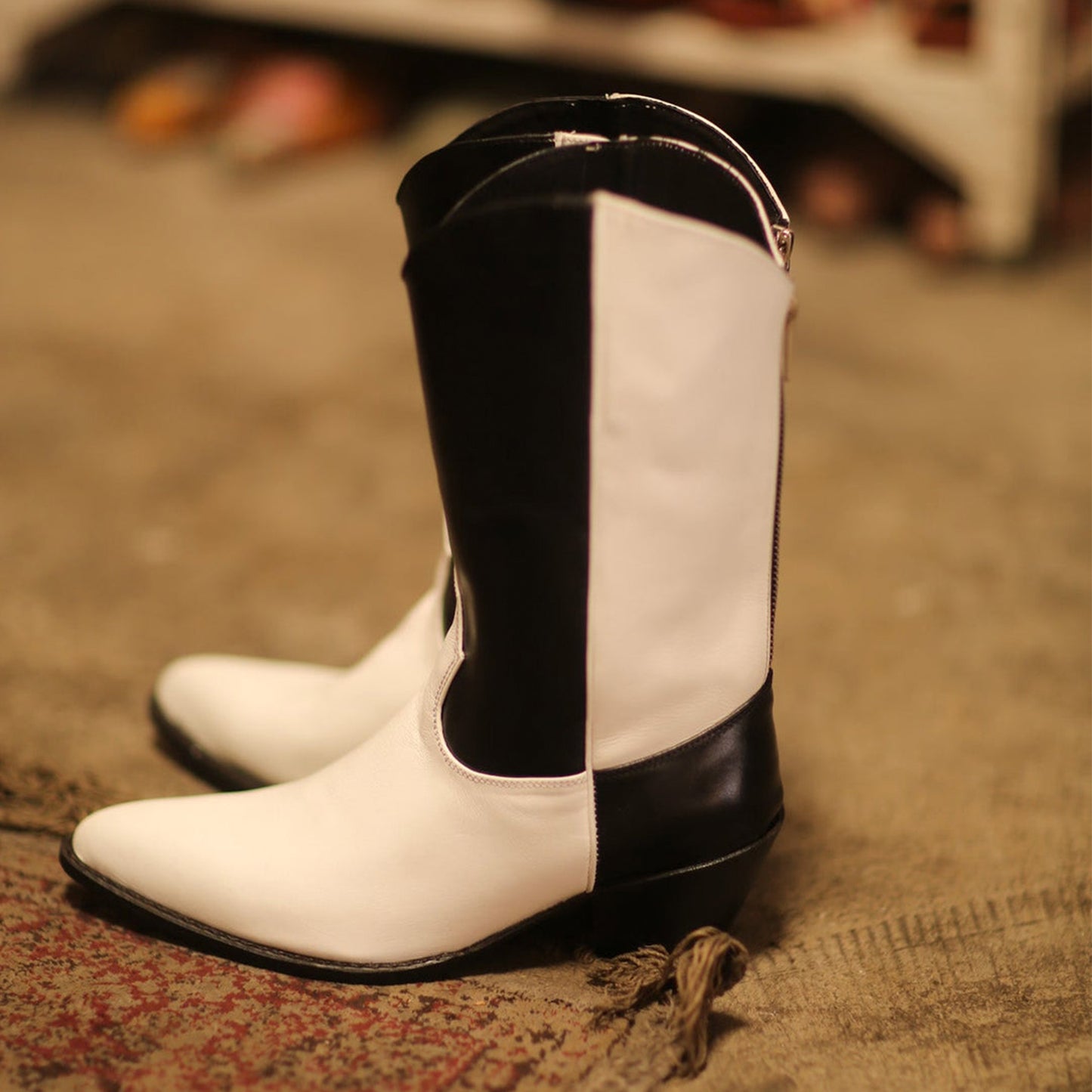 Black And White Almond-Toe Simple Back Full-Zip Mid Calf Cowgirl Boots