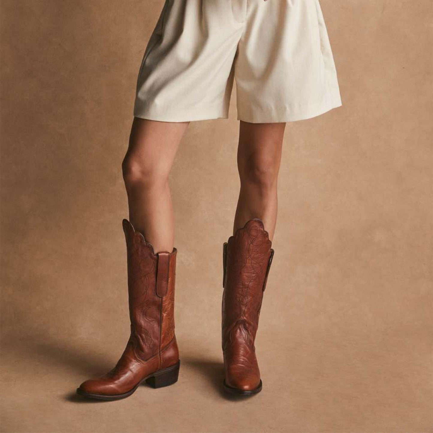 Cognac Round-Toe Classic Embroidery Mid Calf Cowgirl Boots For Women