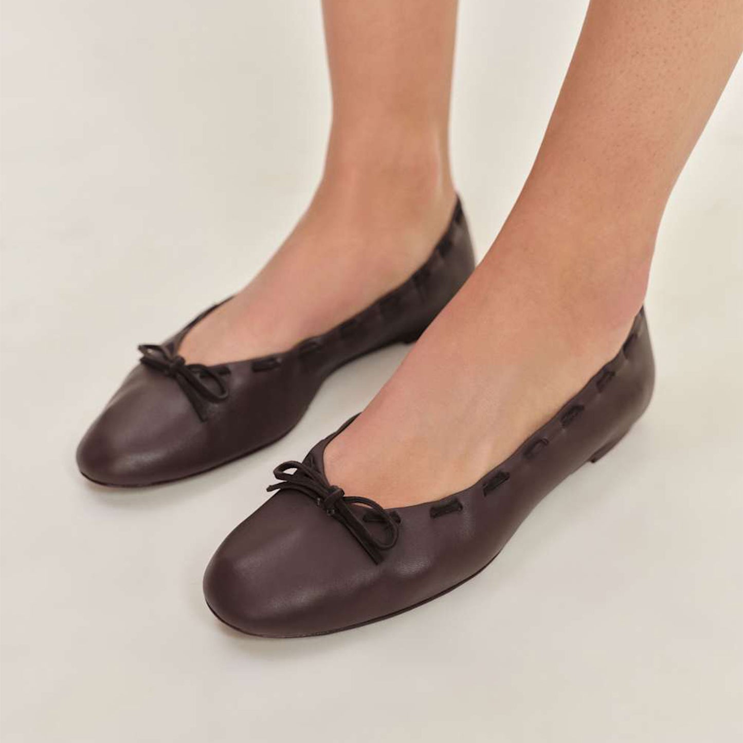 Coffee Round-Toe Running Stitch Front Bow Slip-On Ballet Flats