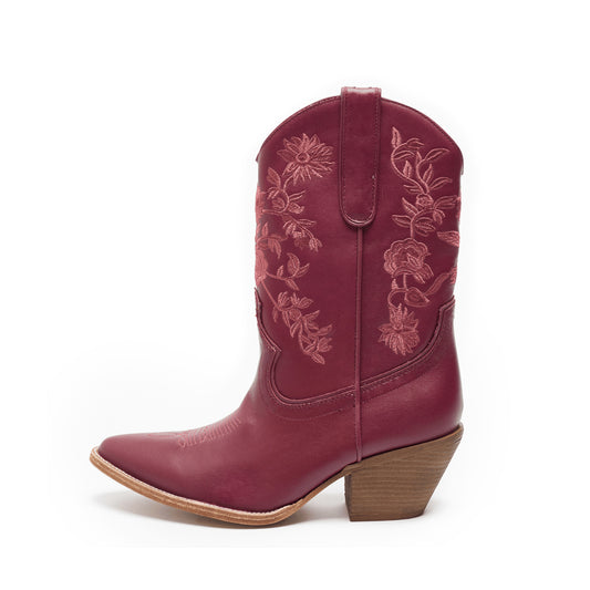 Red Round-Toe Chic Flowers Embroidery Ankle Cowgirl Boots