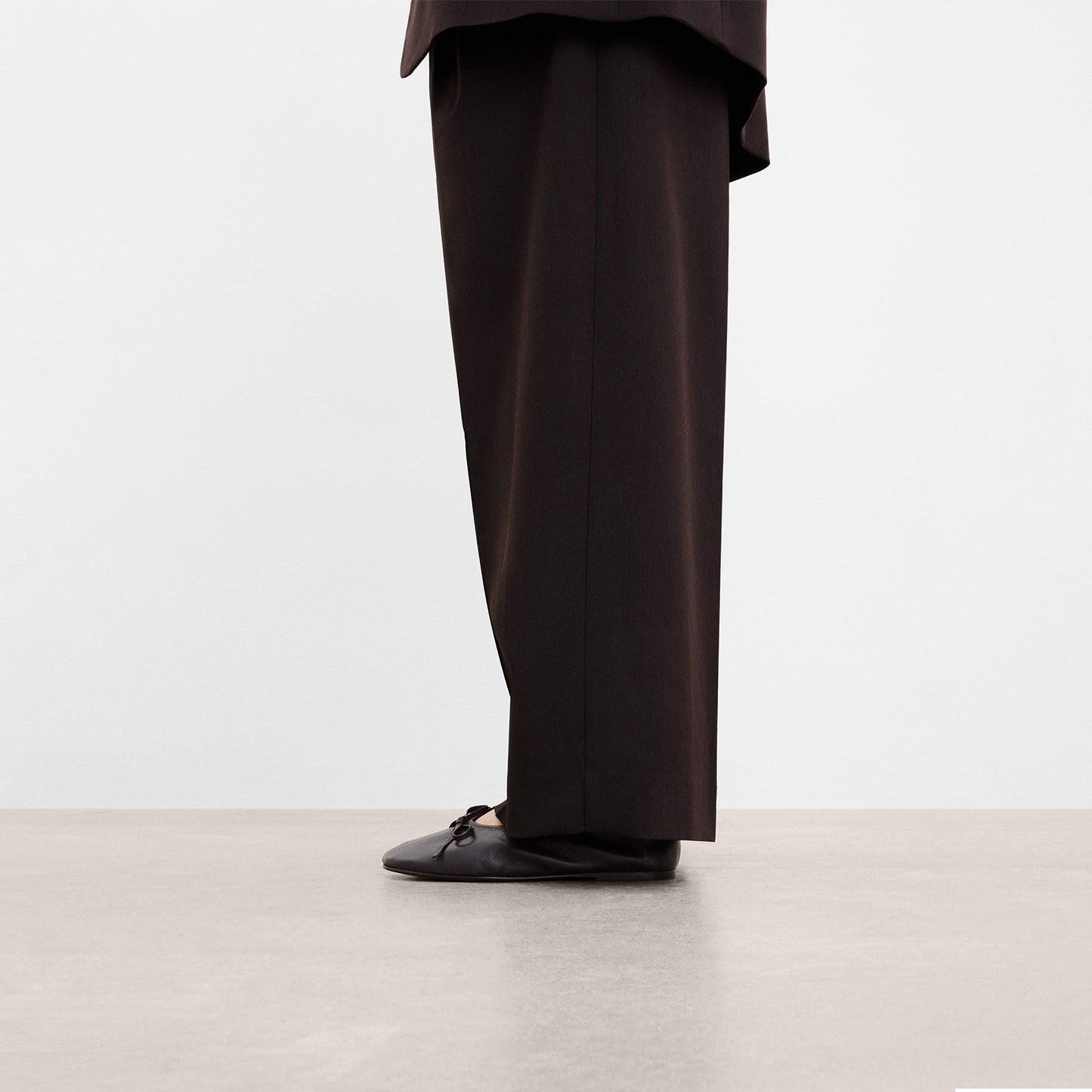 Chocolate Square-Toe Classic Front Bow Slip-On Ballet Flats