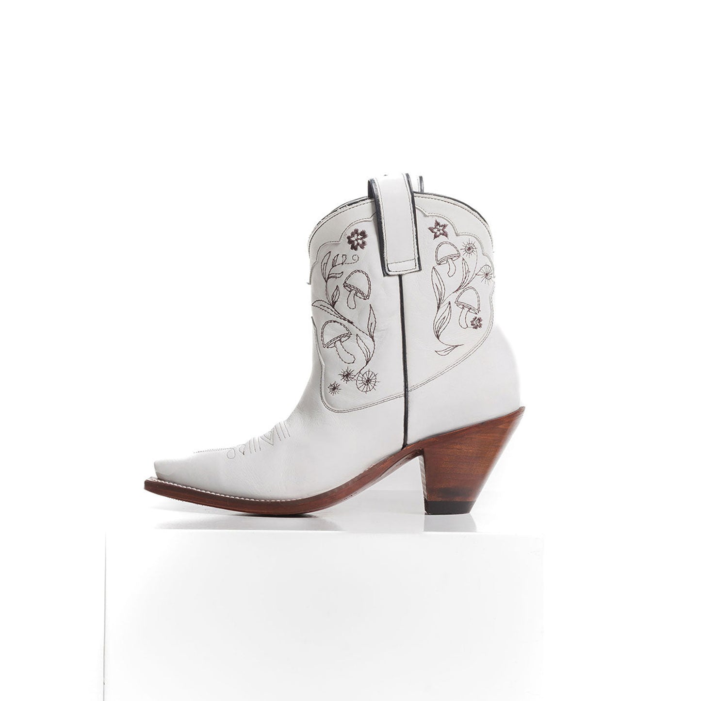 White Snip-Toe Plants Embroidery Ankle Cowgirl Boots