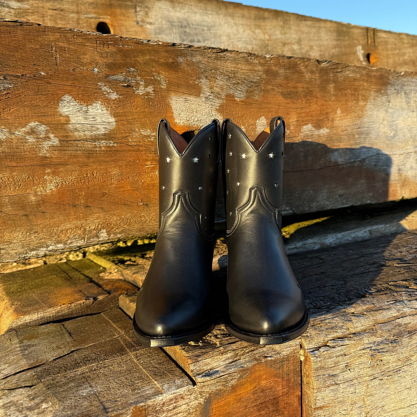 Black Snip-Toe Little Stars Inlays Ankle Cowgirl Boots
