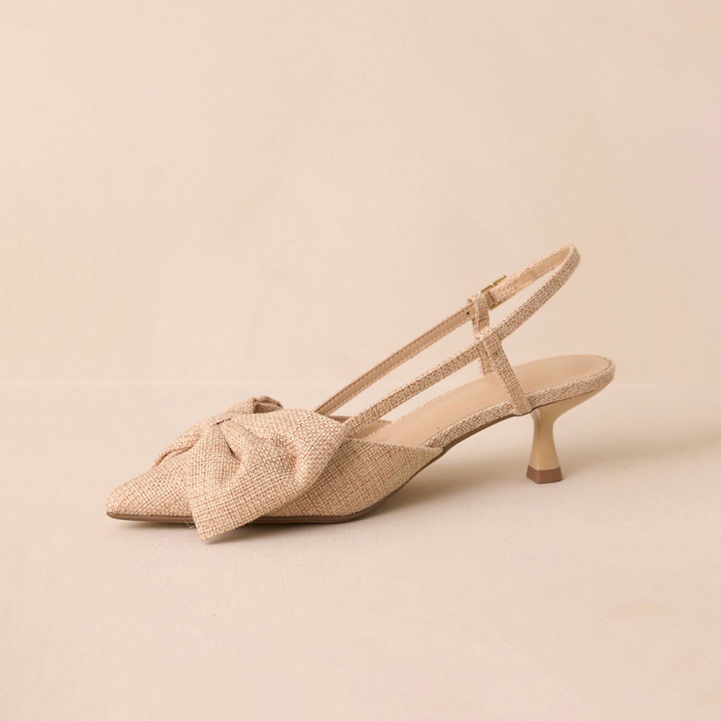 Nude Cotton And Linen Woven Pointed-Toe Front Bow Slingback Kitten Heels