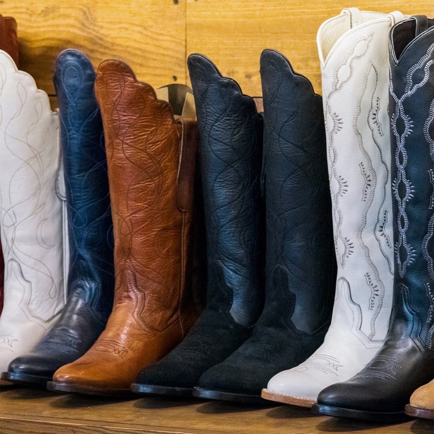 Black Round-Toe Classic Embroidery Mid Calf Cowgirl Boots For Women