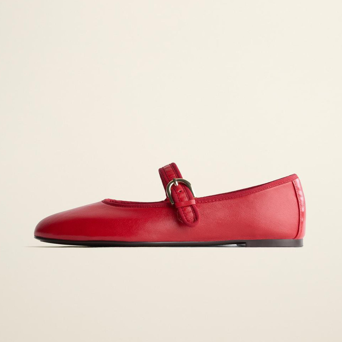 Red Round-Toe Simple Buckle Middle Strap Chic Ballet Flats