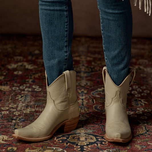 Cream Snip-Toe Western Ankle Simple Cowgirl Boots