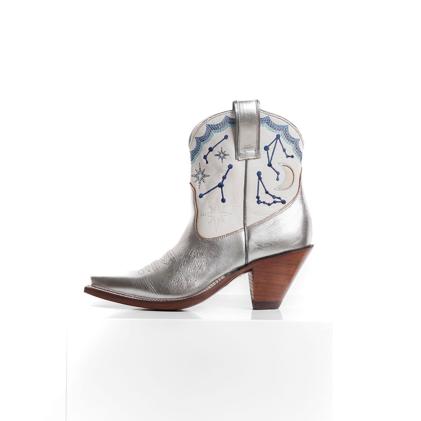 Contrast White And Metallic Silver Snip-Toe Cosmic Embroidery Moon Inlay Ankle Cowgirl Boots