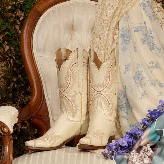 Cream Snip-Toe Western Embroidery Mid Calf Chic Cowgirl Boots
