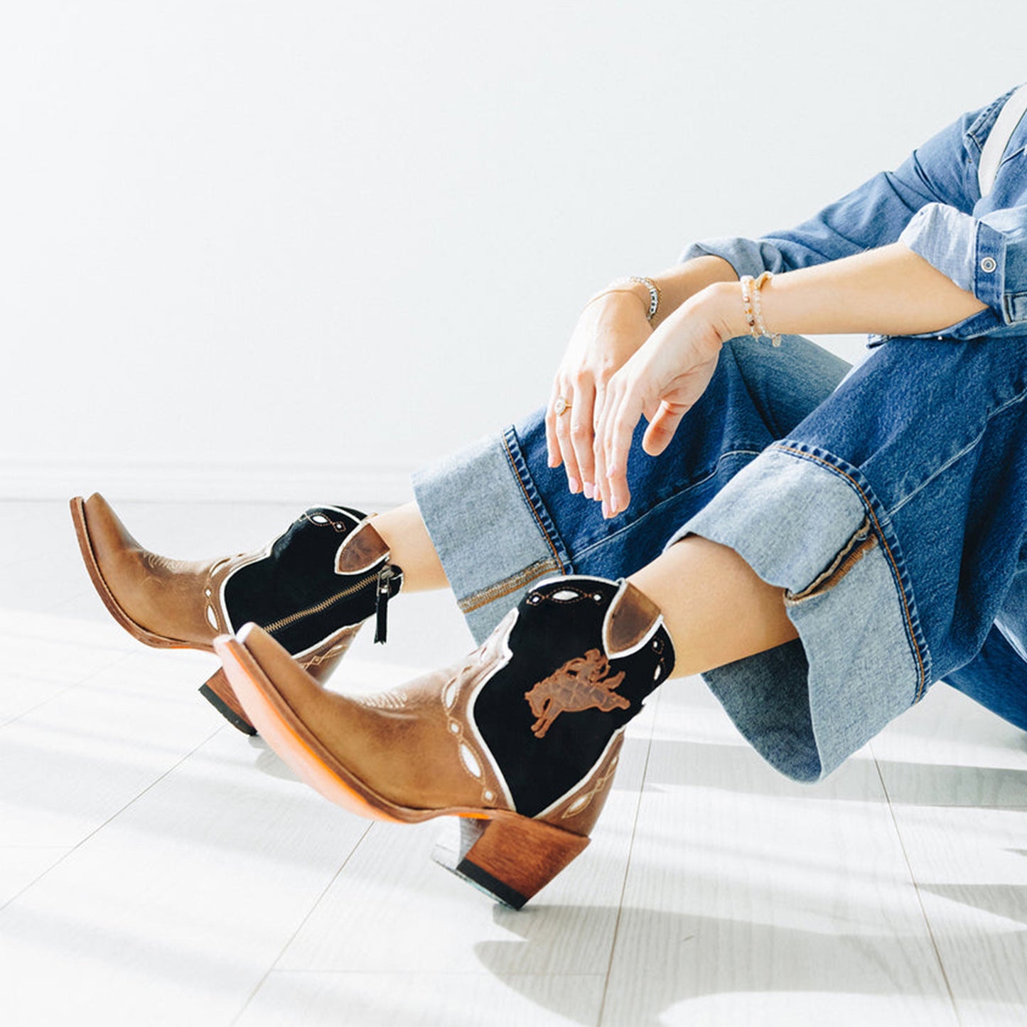 Contrast Brown And Black Faux Suede Snip-Toe Horse Embroidery Full-Zip Ankle Cowgirl Boots